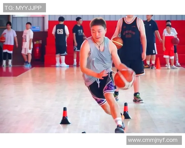 提升心理素质北京篮球队在赛场上的心态调整与应对策略探讨